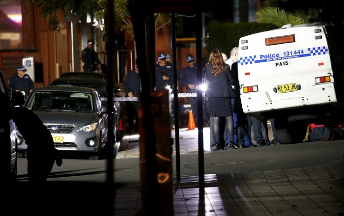 2 killed in shooting near Sydney police HQ